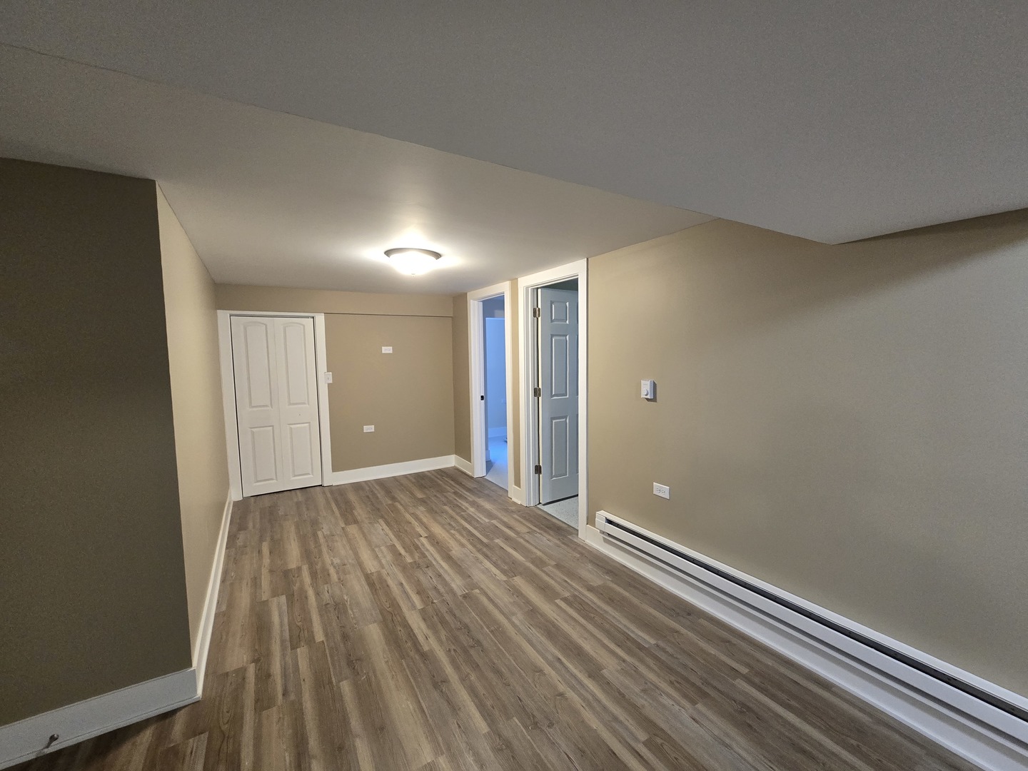 14045 Bensley Avenue, Burnham, IL 60633