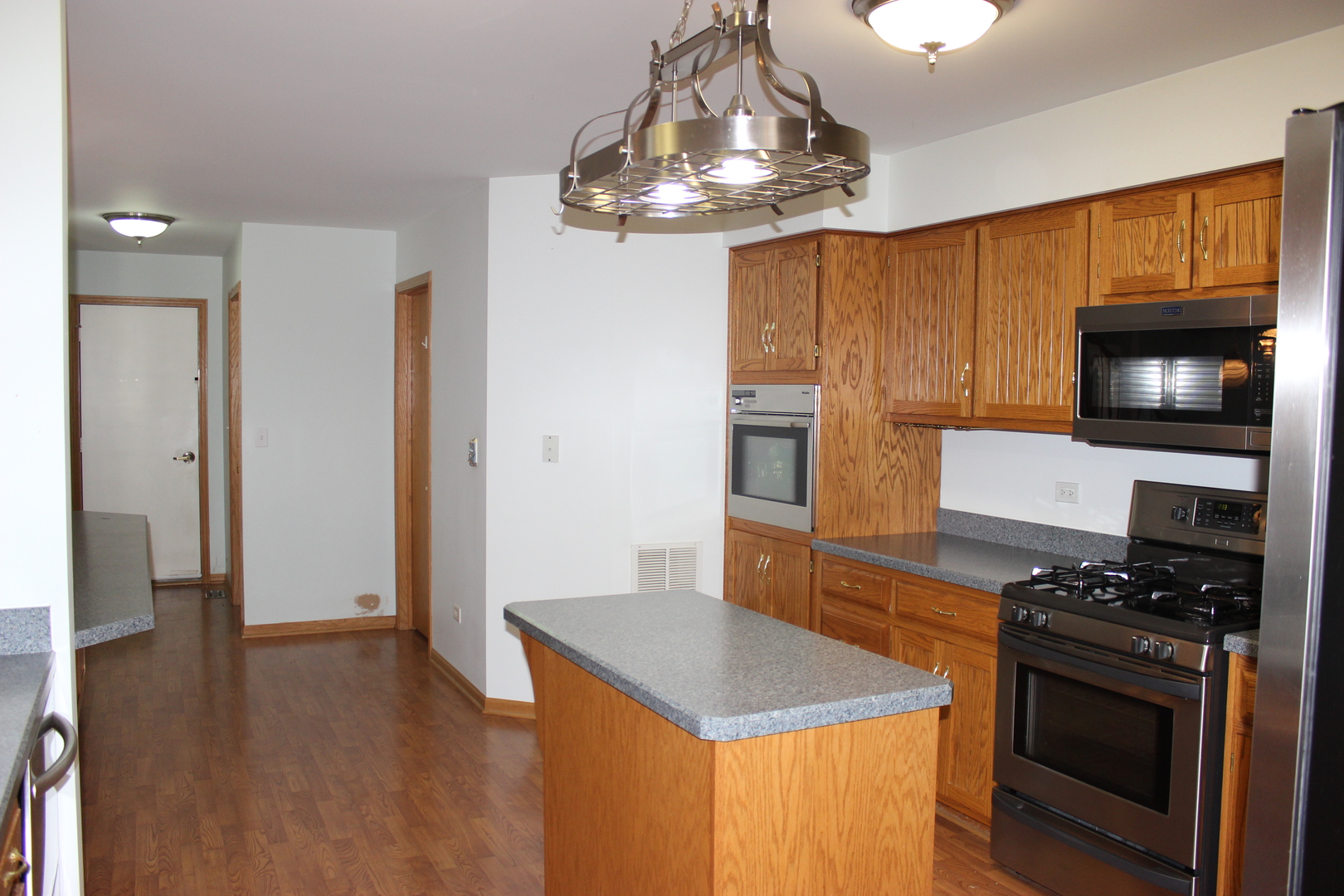 13537 Latrobe Avenue #7, Crestwood, IL 60418