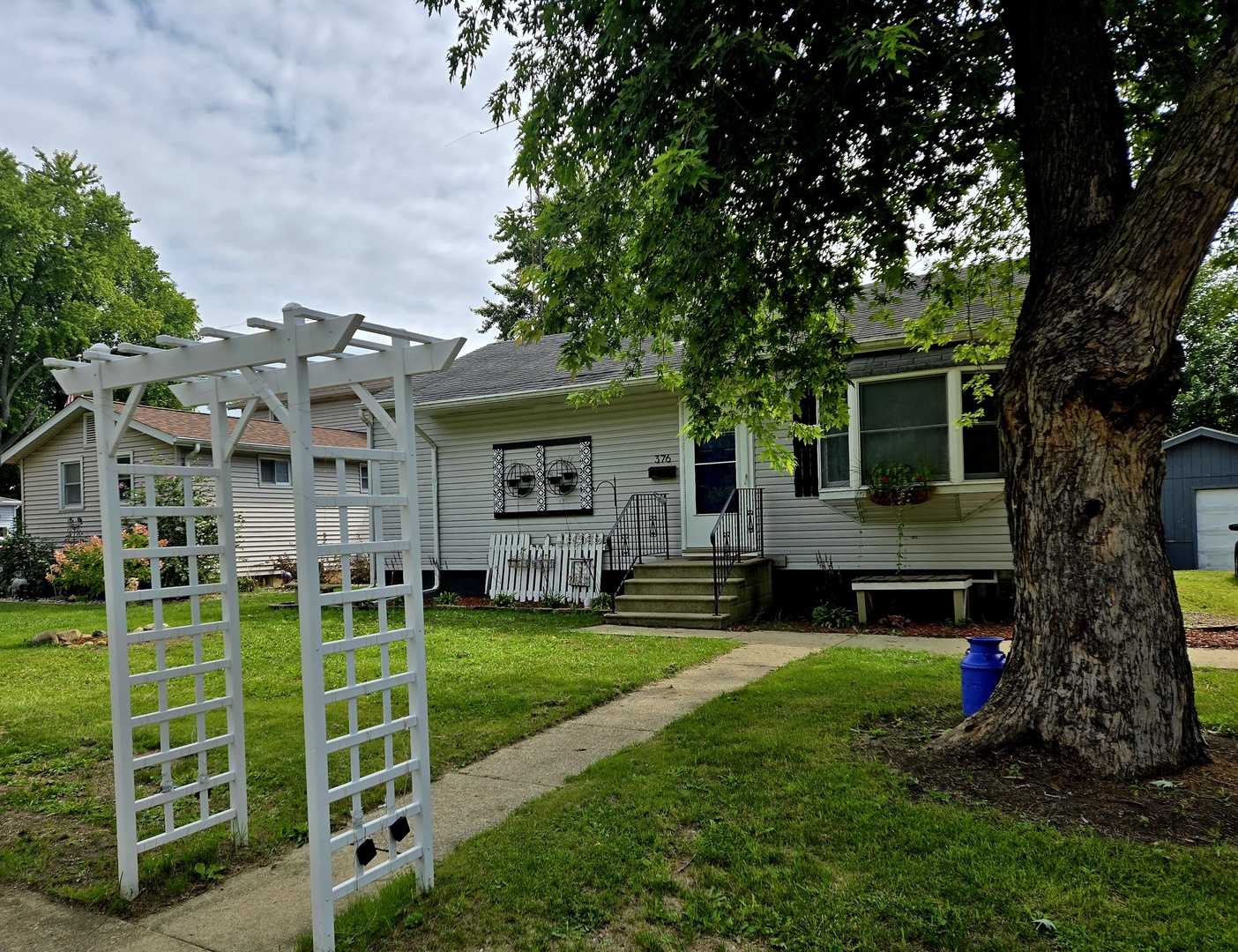 376 S Oak Street, Manteno, IL 60950