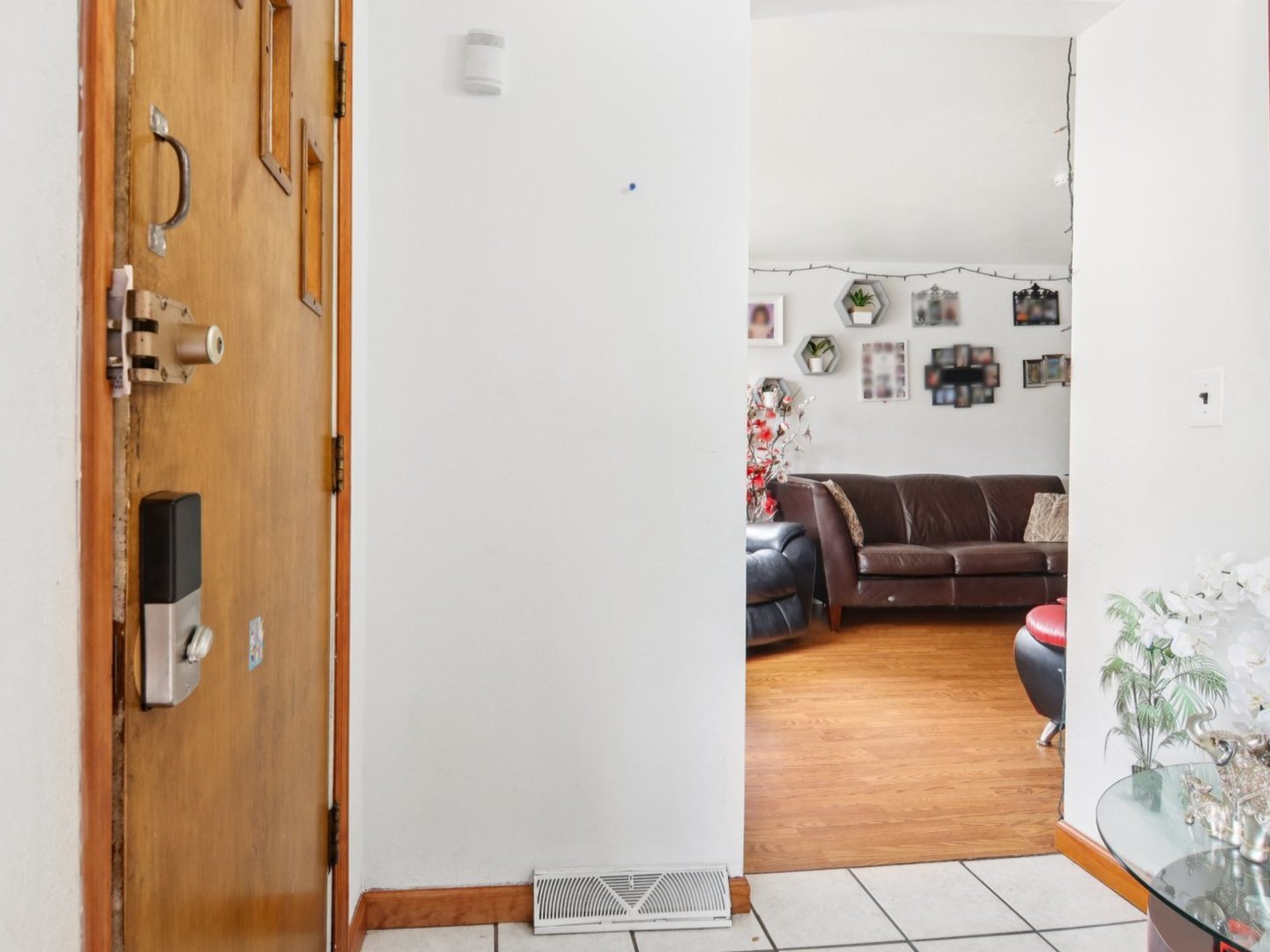 6148 S Tripp Avenue, Chicago, IL 60629