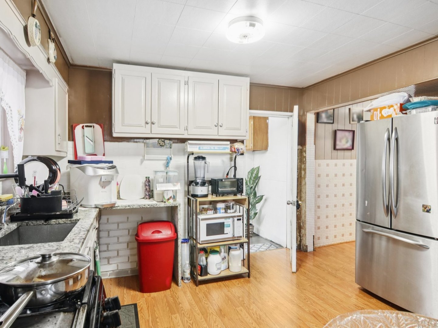 6148 S Tripp Avenue, Chicago, IL 60629