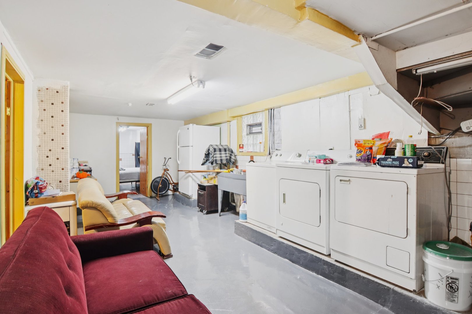 6148 S Tripp Avenue, Chicago, IL 60629