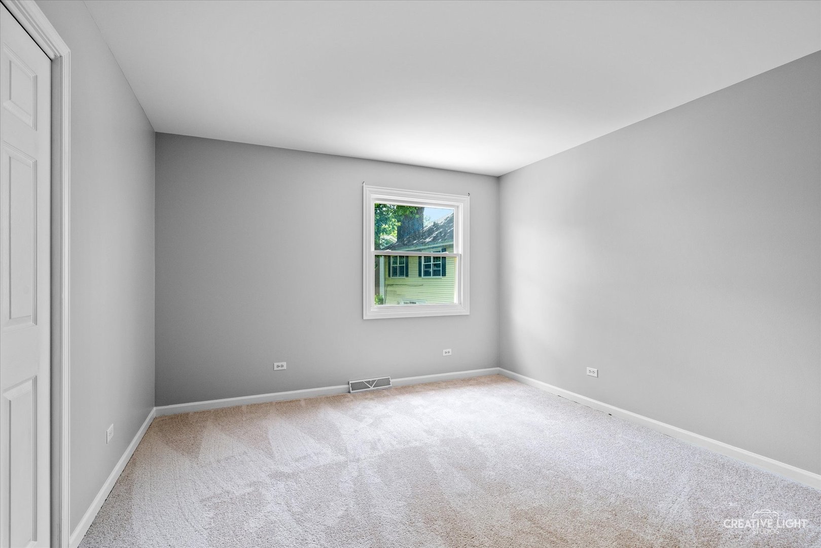 6382 Twin Oaks Lane, Lisle, IL 60532