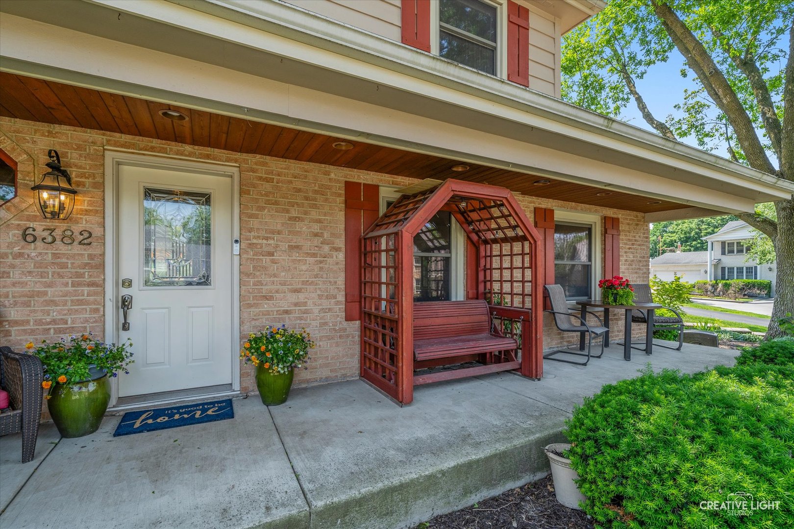 6382 Twin Oaks Lane, Lisle, IL 60532