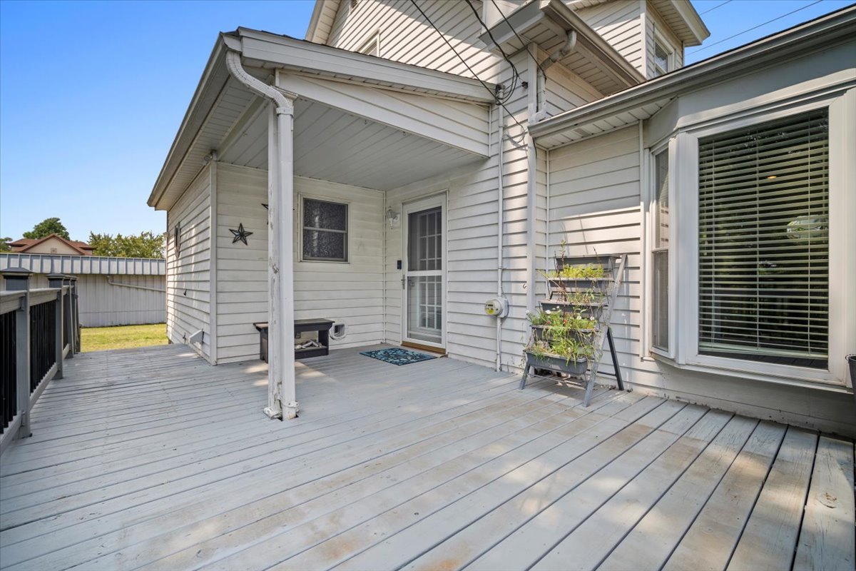 1205 E Oakland Avenue, Bloomington, IL 61701