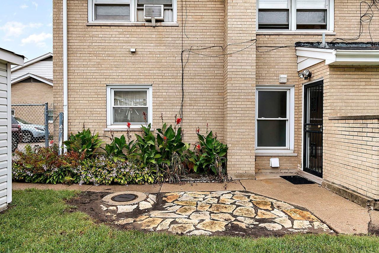 14526 Cottage Grove Avenue, Dolton, IL 60419