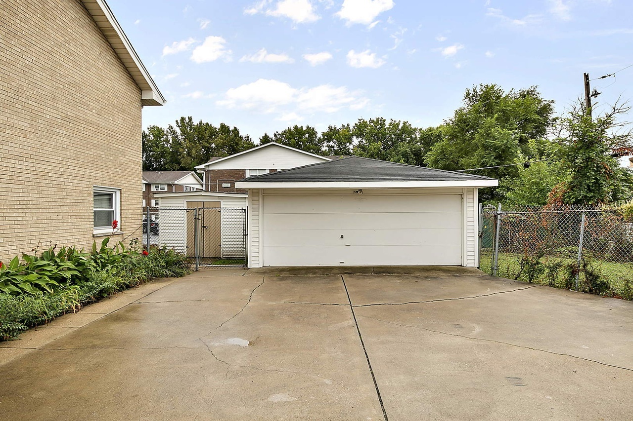 14526 Cottage Grove Avenue, Dolton, IL 60419