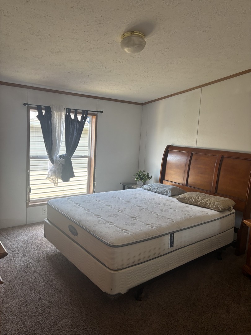 85 Partridge Lane, Beecher, IL 60401