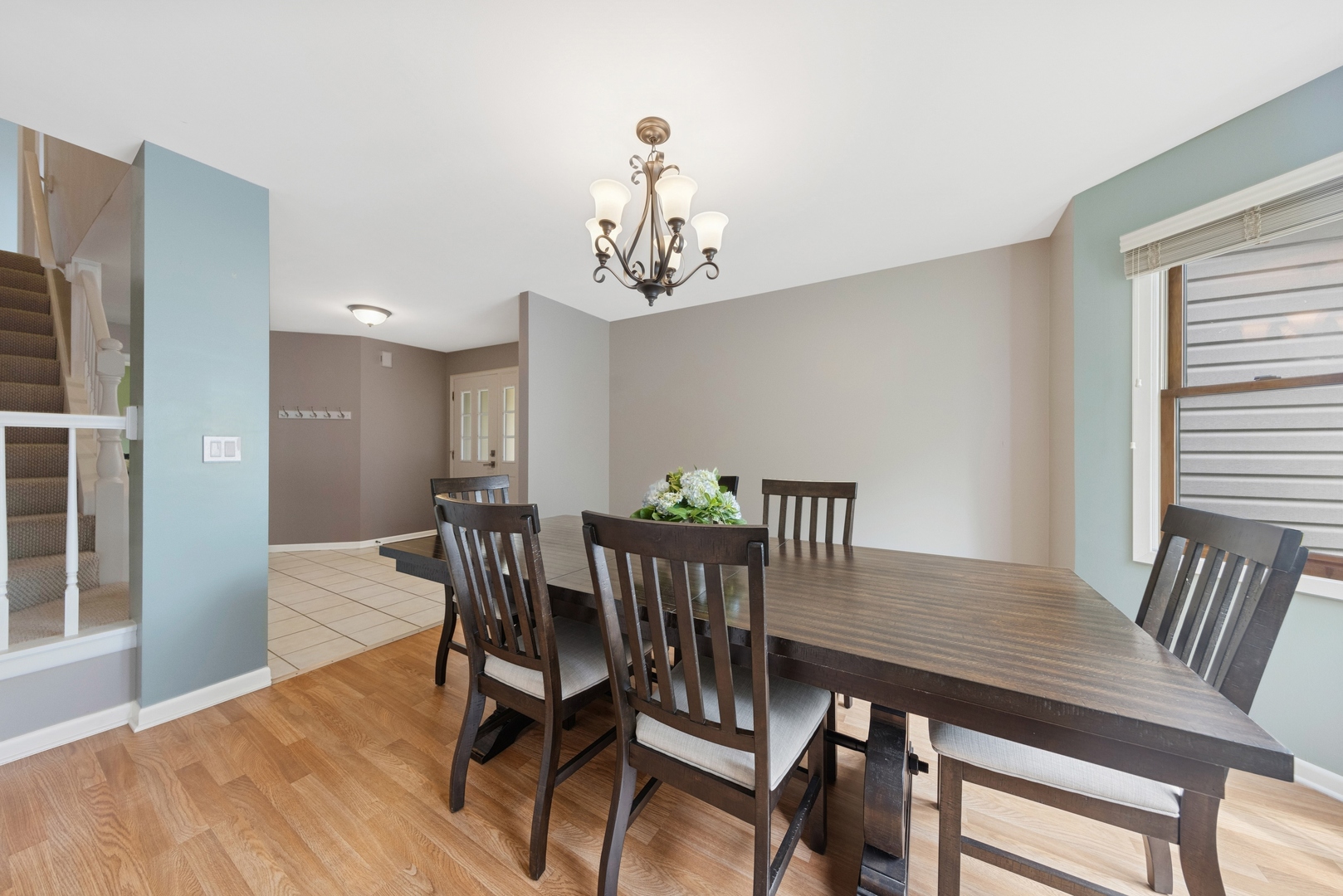 1680 Hidden Valley Drive, Bolingbrook, IL 60490