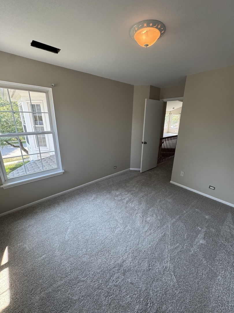 2 Delaware Court #2, Schaumburg, IL 60193