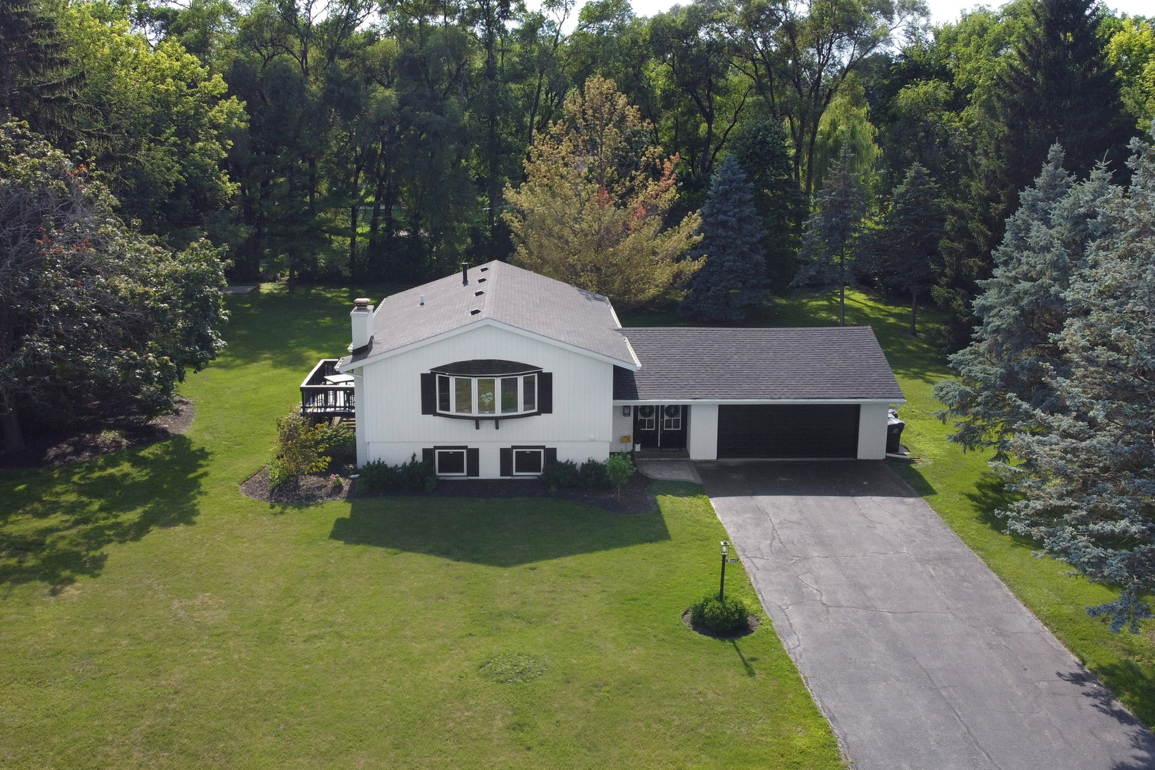 31340 N Liberty Road, Grayslake, IL 60030