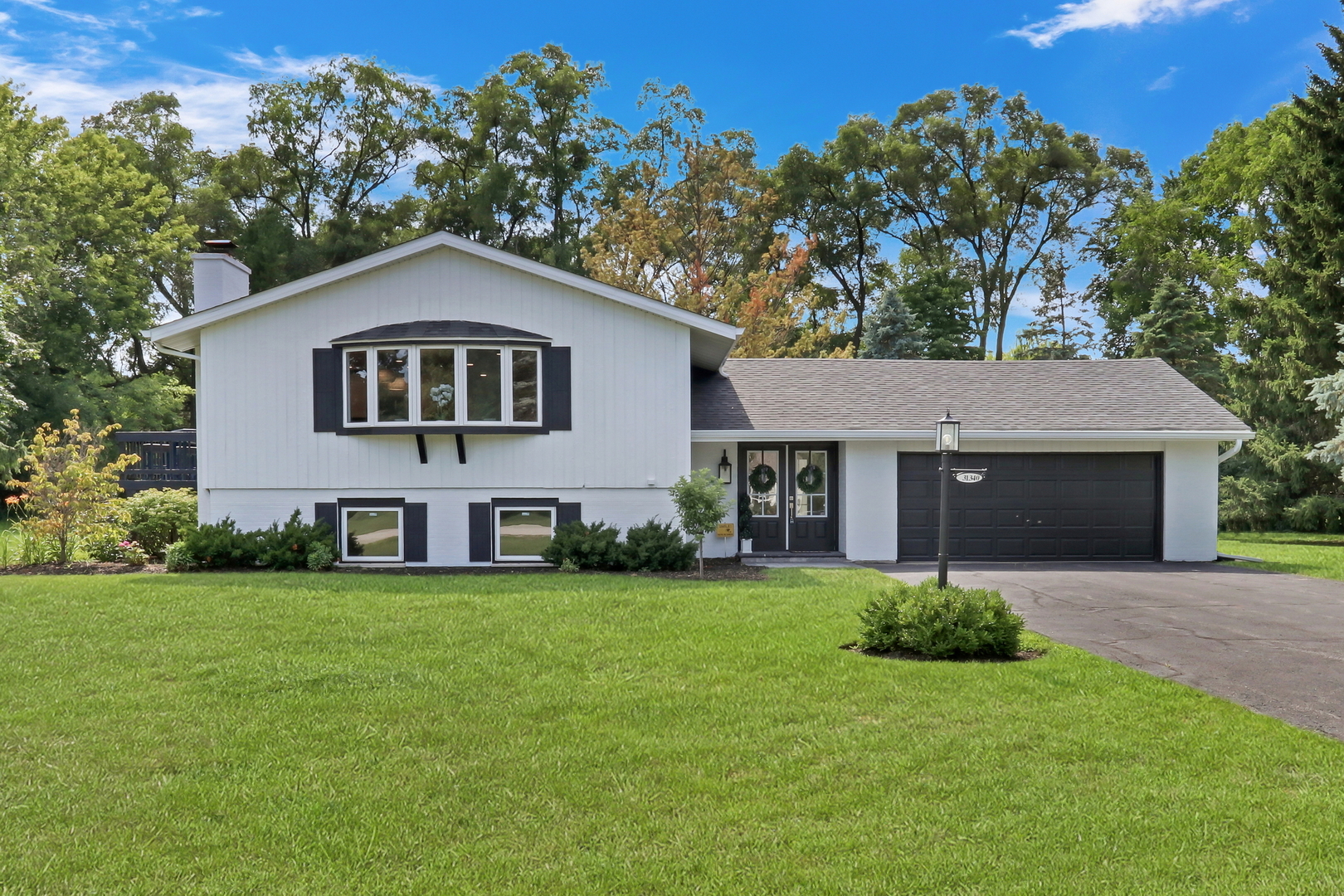 31340 N Liberty Road, Grayslake, IL 60030