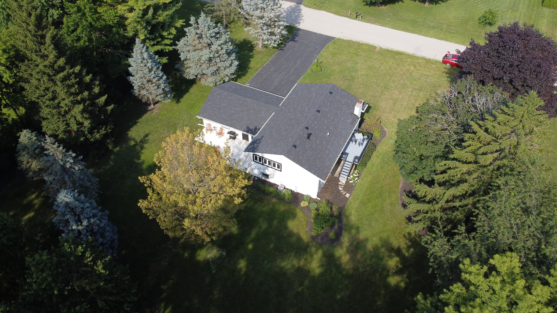 31340 N Liberty Road, Grayslake, IL 60030