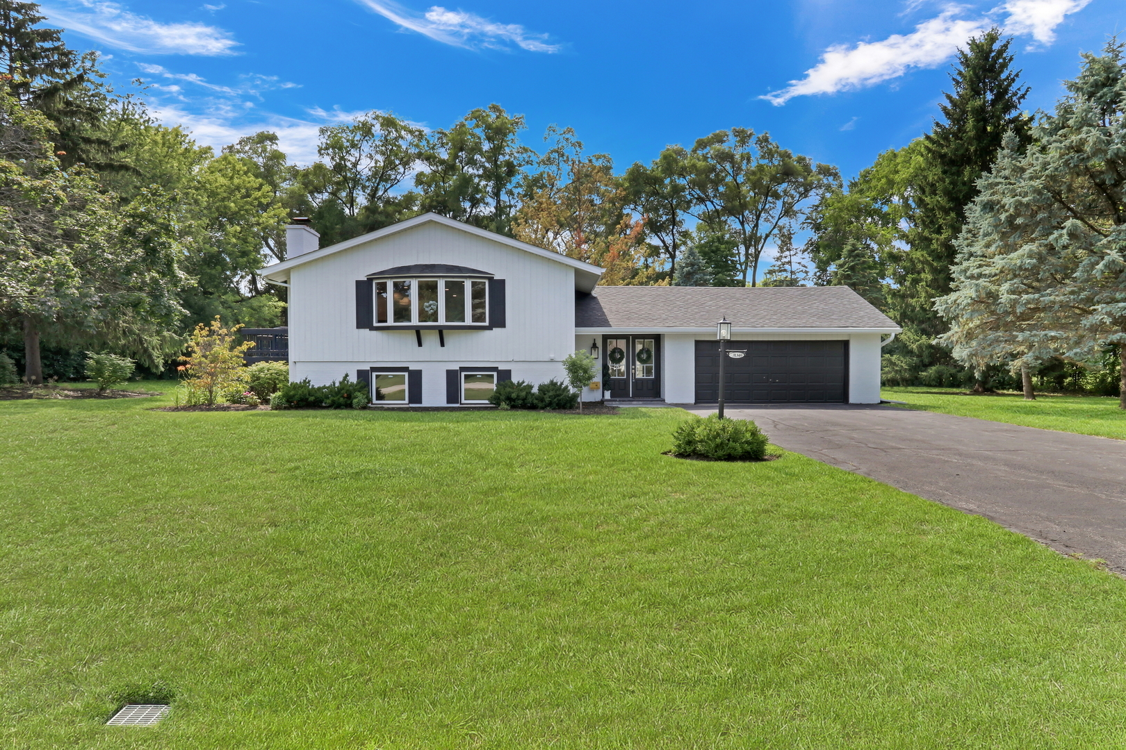 31340 N Liberty Road, Grayslake, IL 60030