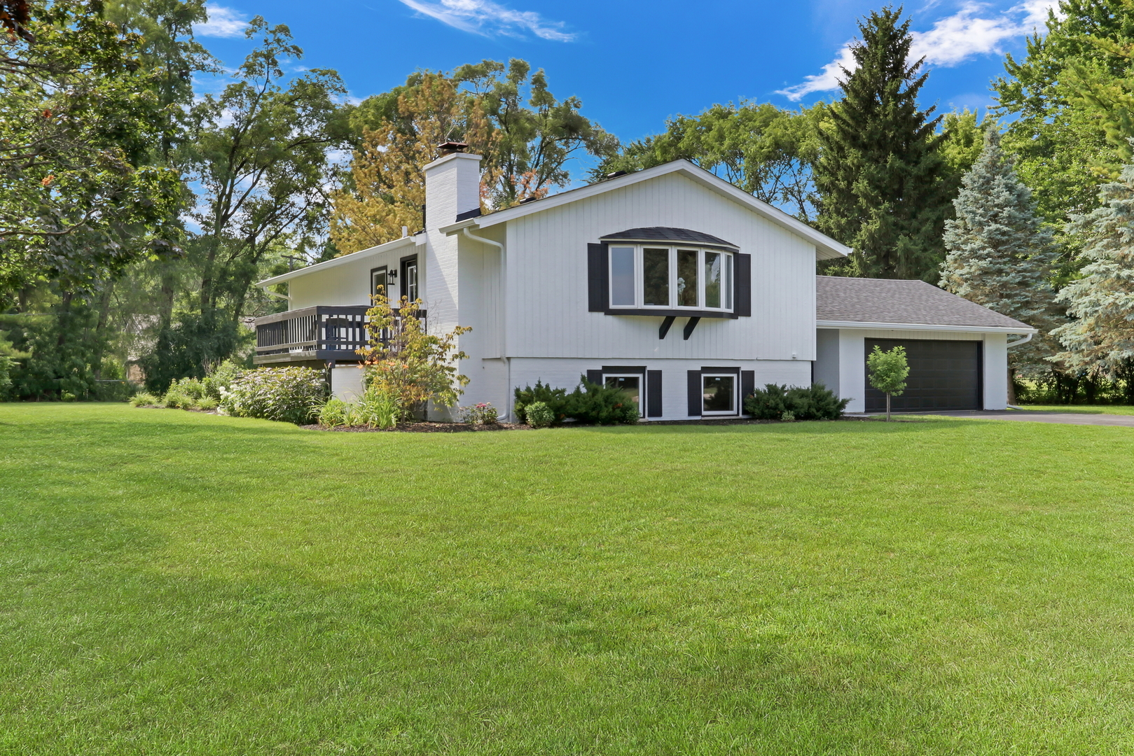 31340 N Liberty Road, Grayslake, IL 60030