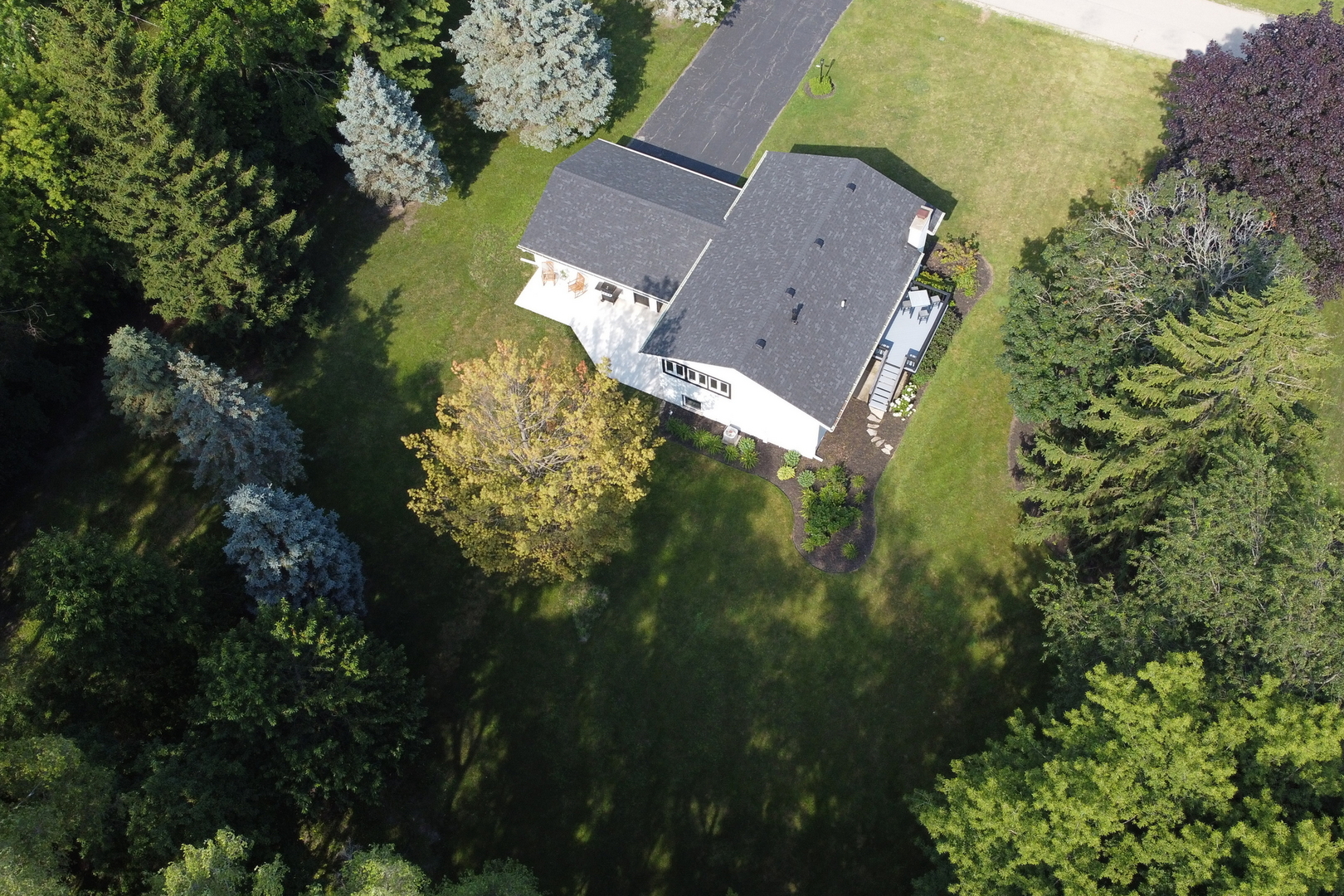 31340 N Liberty Road, Grayslake, IL 60030