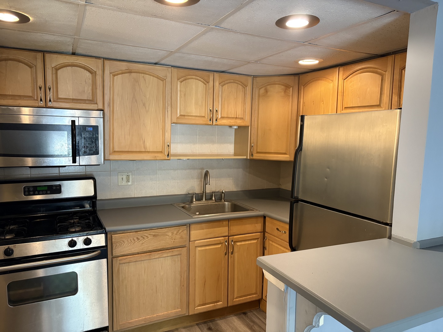 128.5 Cora Avenue #C, Fox Lake, IL 60020