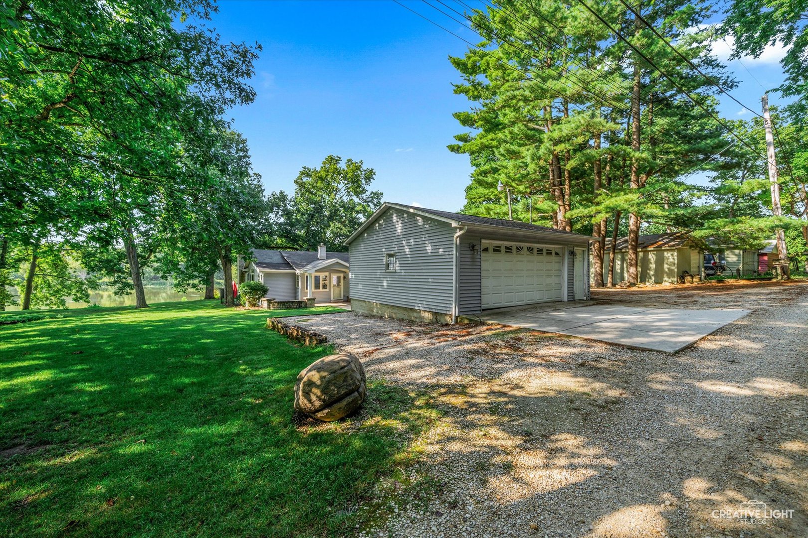 76 Quinsey Lane, Yorkville, IL 60560