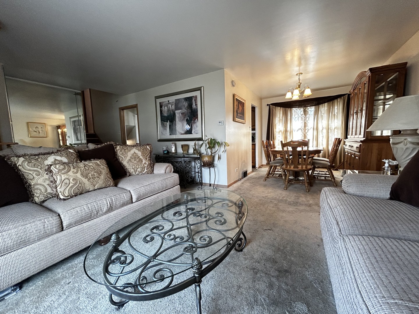 865 E 165th Street, South Holland, IL 60473