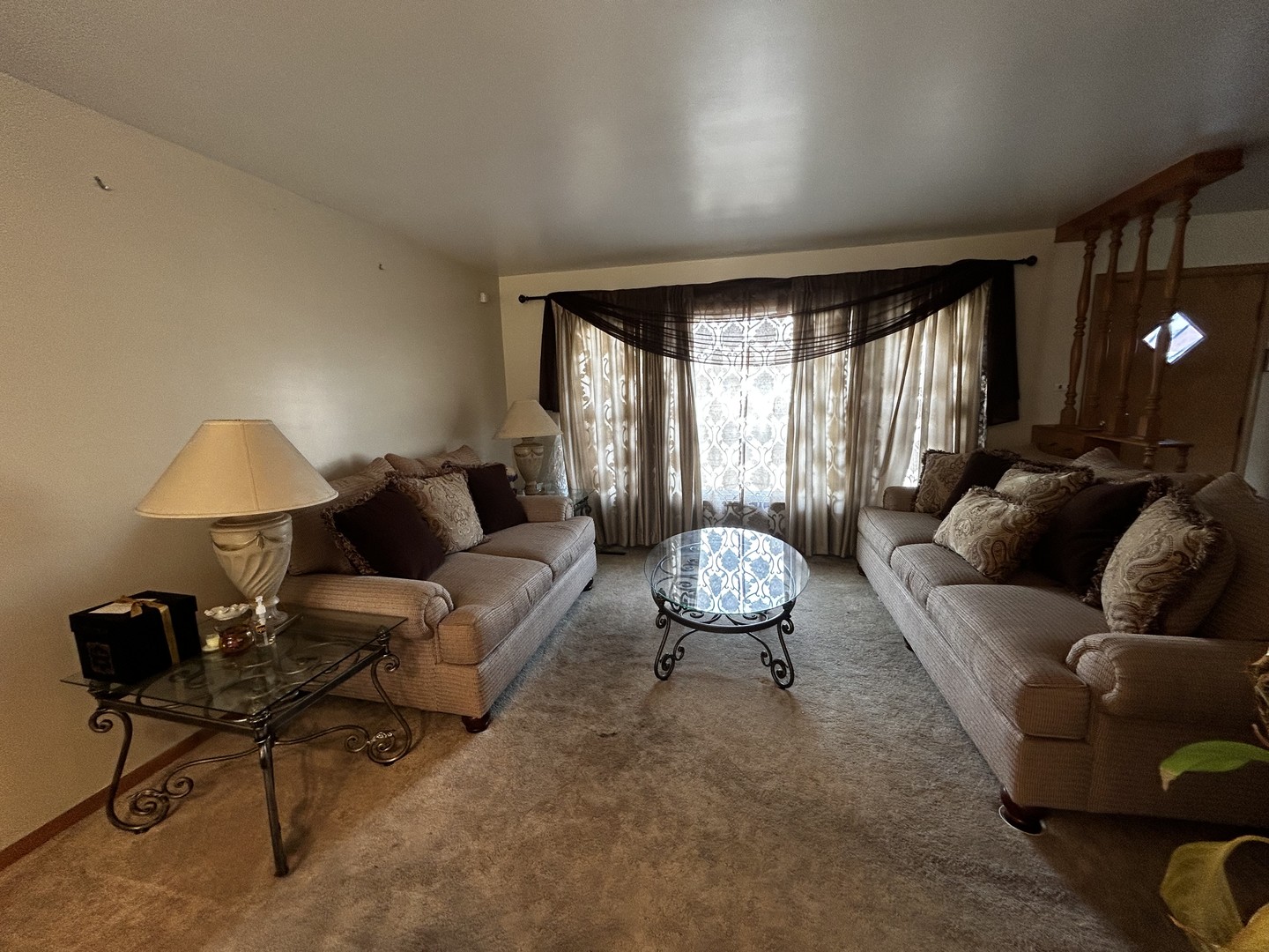 865 E 165th Street, South Holland, IL 60473