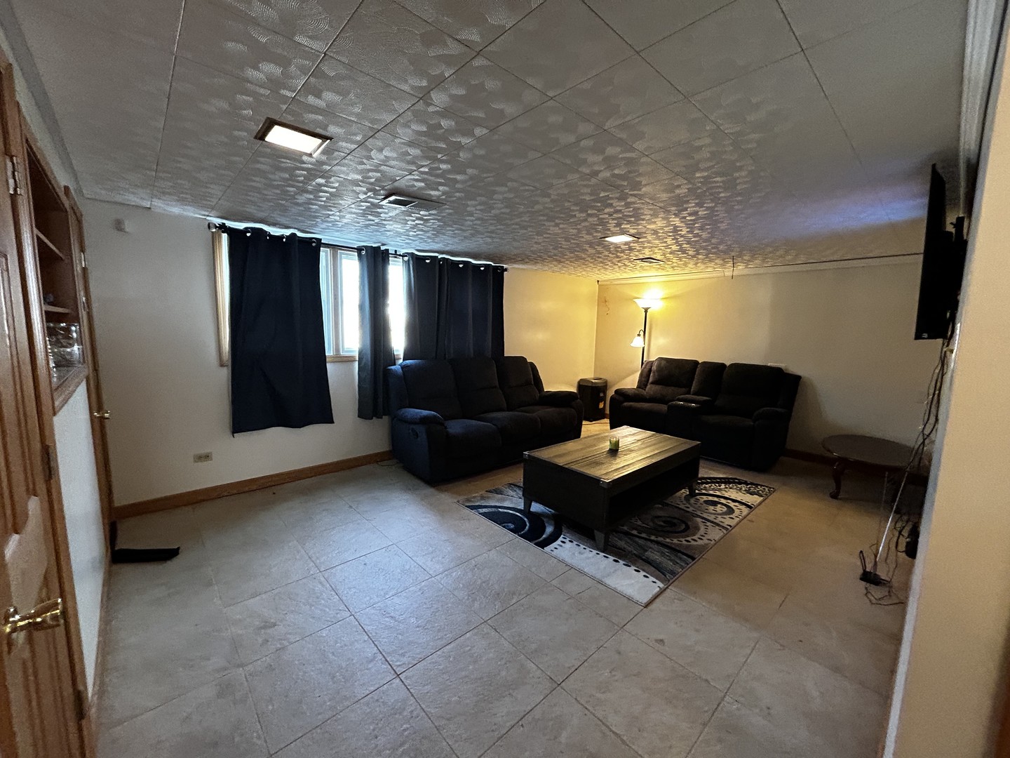 865 E 165th Street, South Holland, IL 60473