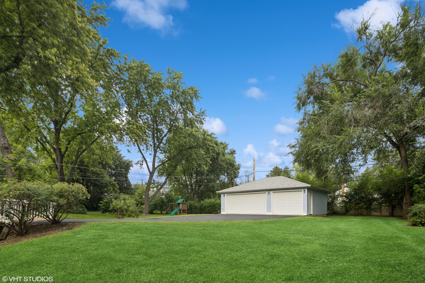 4411 Center Avenue, Lisle, IL 60532