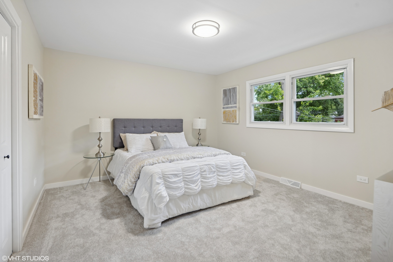 4411 Center Avenue, Lisle, IL 60532