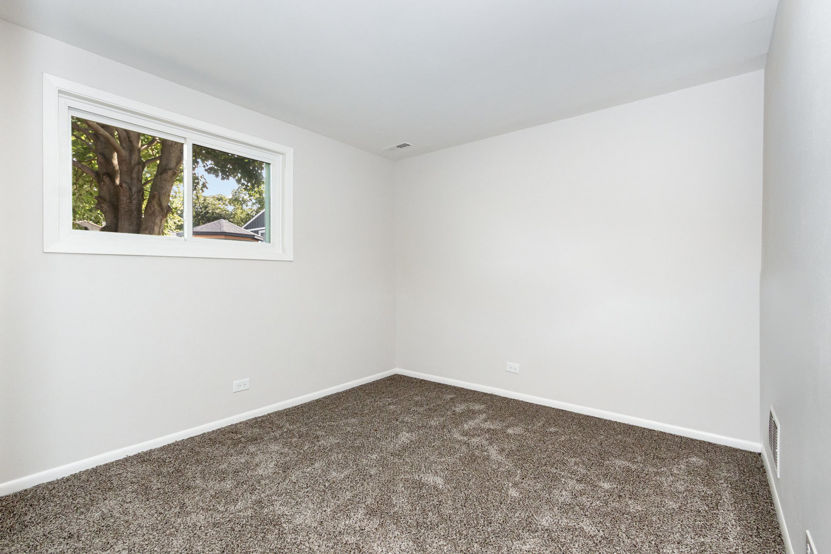 1134 Gateshead Drive, Naperville, IL 60564