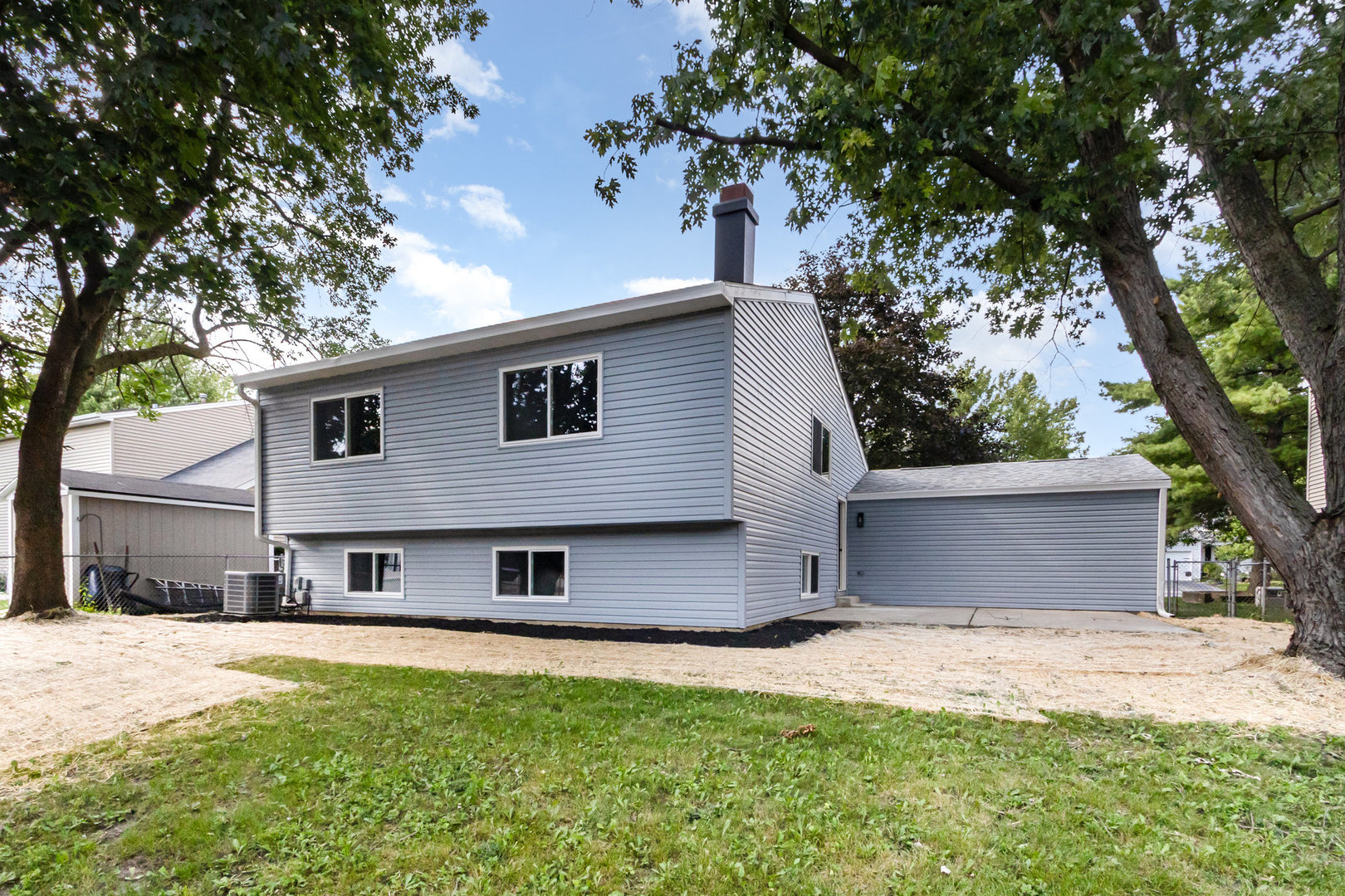 1134 Gateshead Drive, Naperville, IL 60564