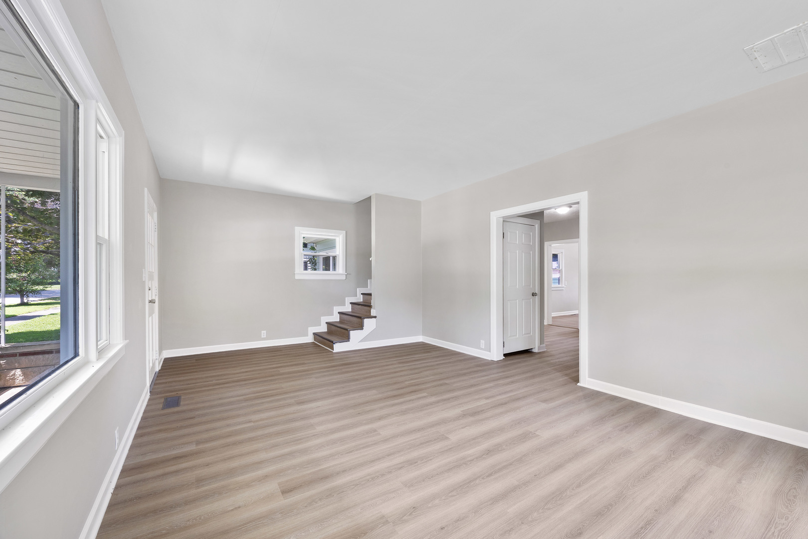 722 E Madison Avenue, Chrisman, IL 61924