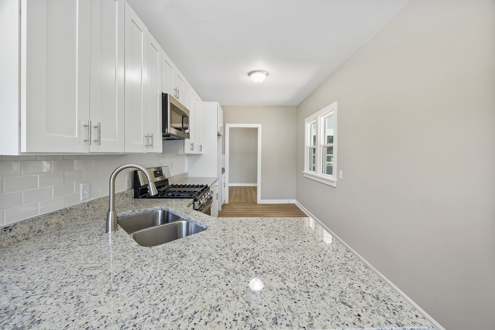 722 E Madison Avenue, Chrisman, IL 61924