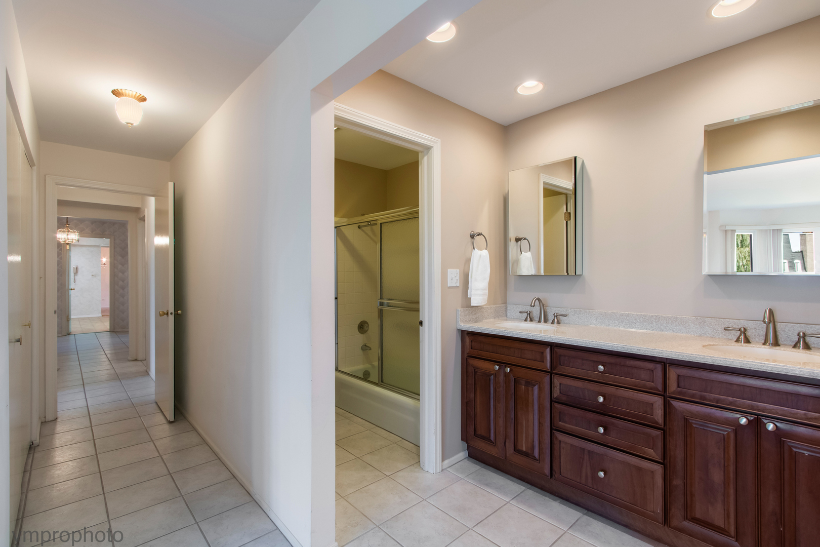 200 Lake Boulevard #452, Buffalo Grove, IL 60089