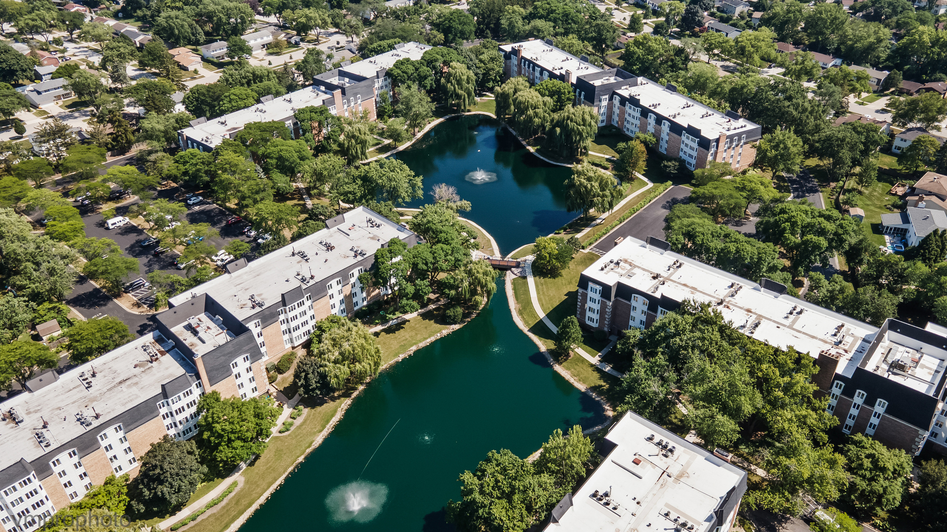 200 Lake Boulevard #452, Buffalo Grove, IL 60089