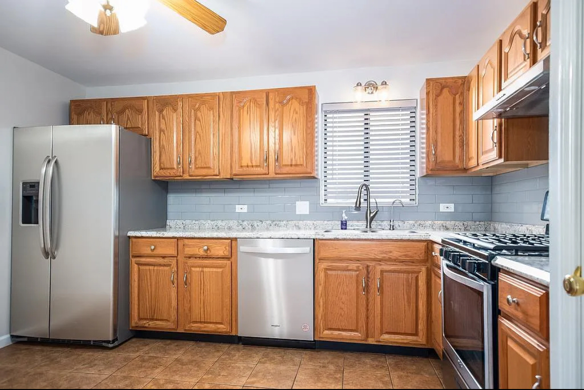 6040 Lake Bluff Drive #402, Tinley Park, IL 60477