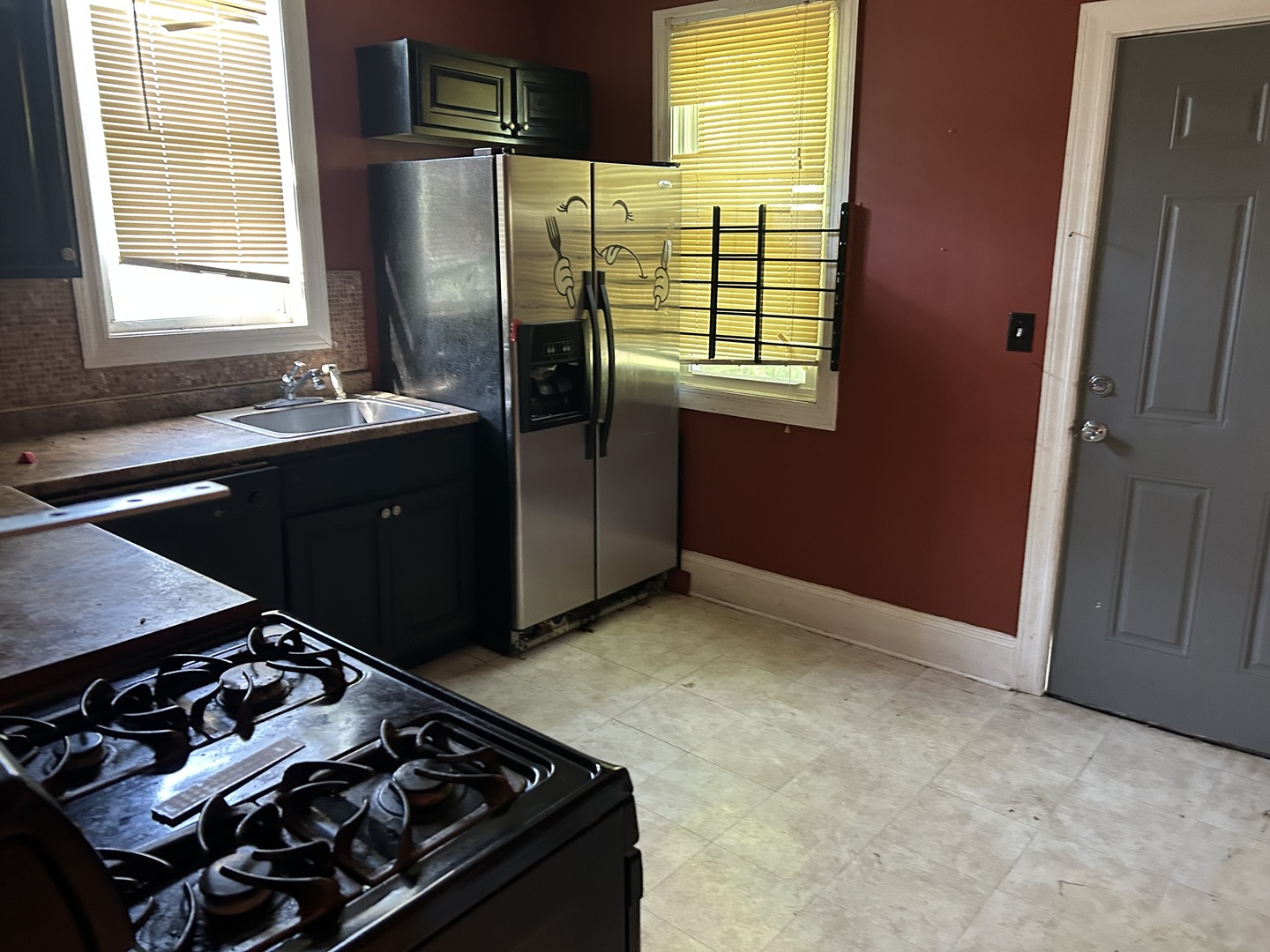 10530 S La Salle Street, Chicago, IL 60628
