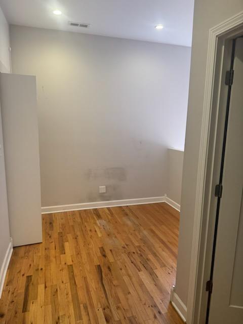 160 W BURTON Place #1r, Chicago, IL 60610