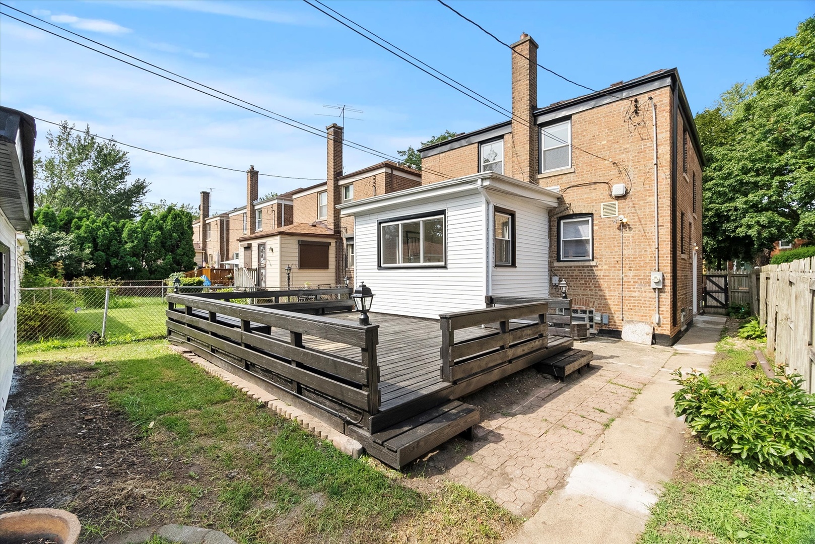 9237 S Justine Street, Chicago, IL 60620