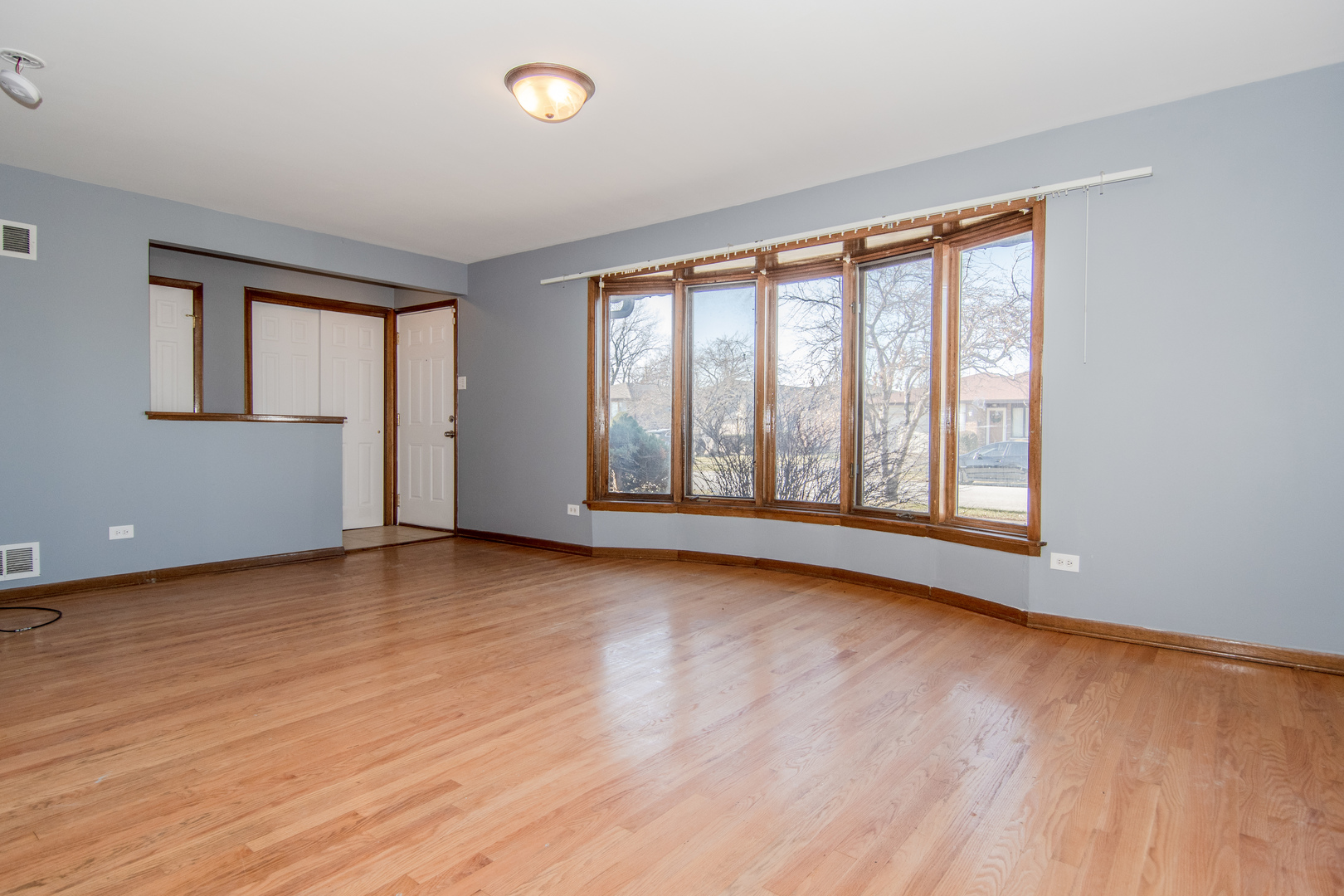 295 Saginaw Avenue, Calumet City, IL 60409