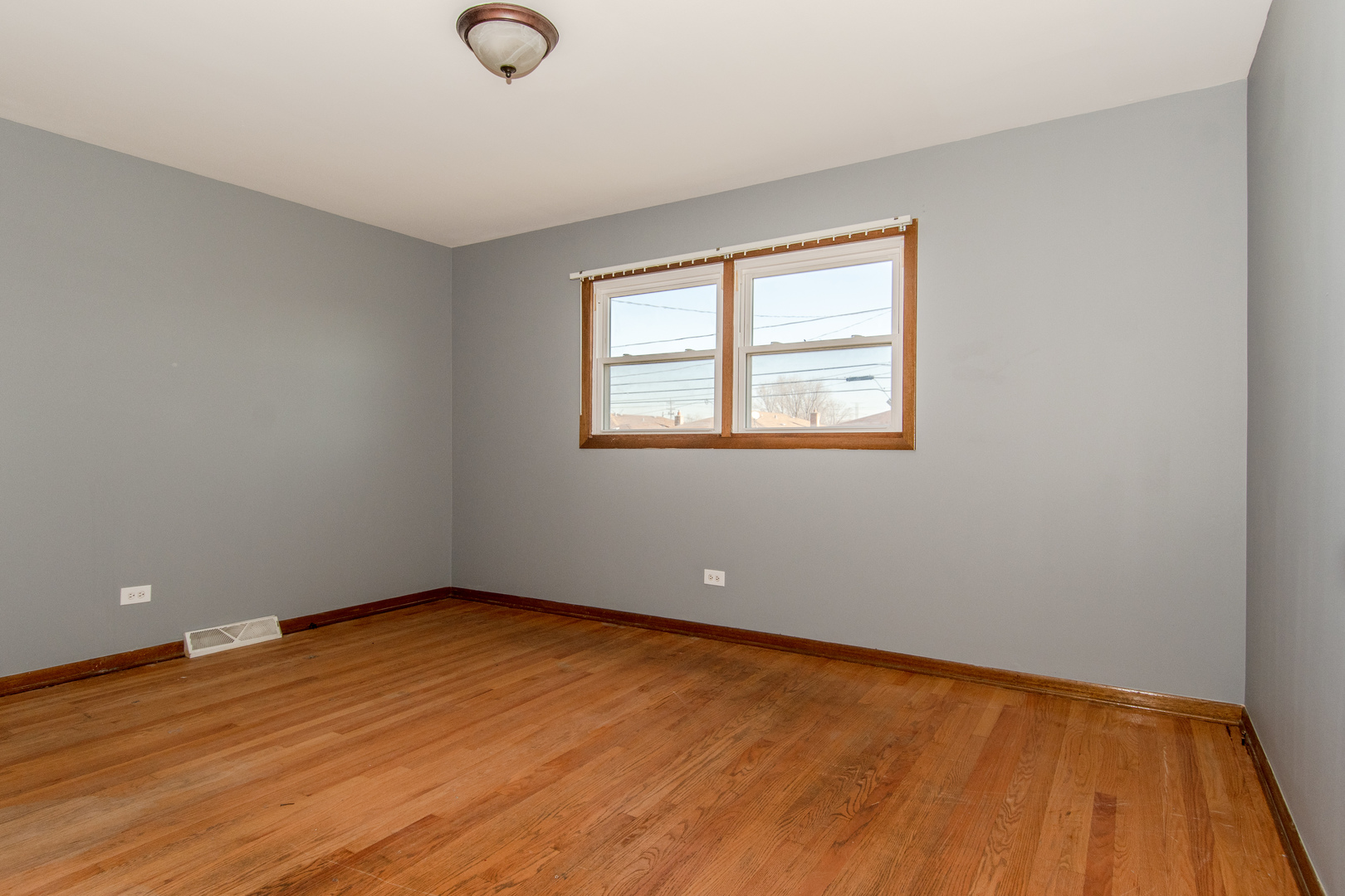 295 Saginaw Avenue, Calumet City, IL 60409