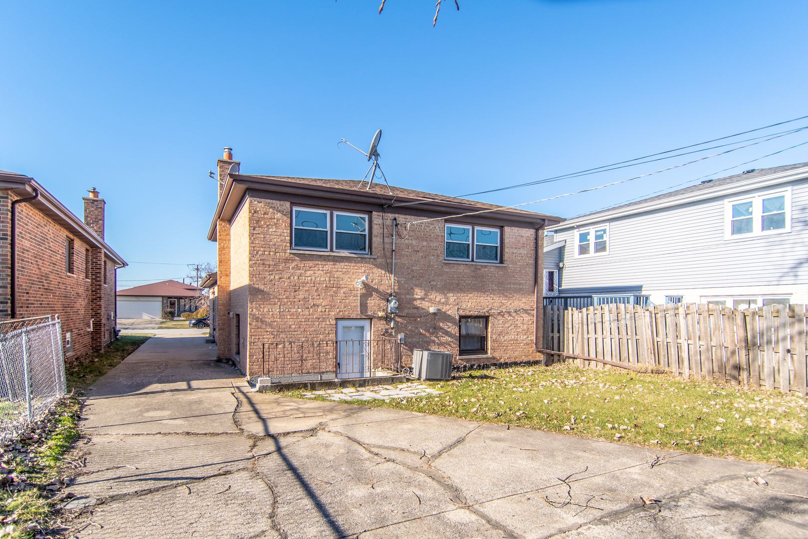 295 Saginaw Avenue, Calumet City, IL 60409
