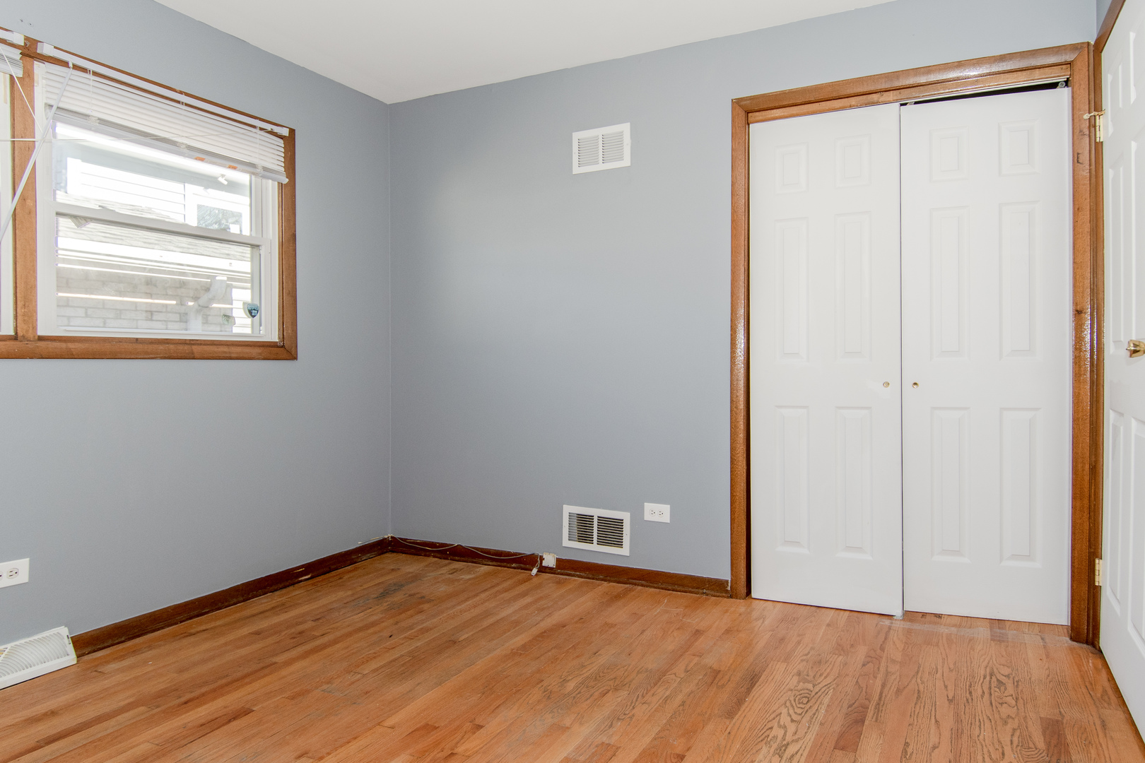 295 Saginaw Avenue, Calumet City, IL 60409