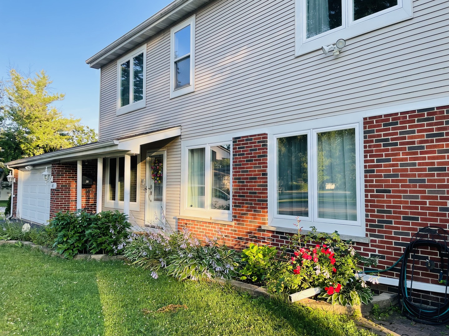 43 E Armitage Avenue, Addison, IL 60101
