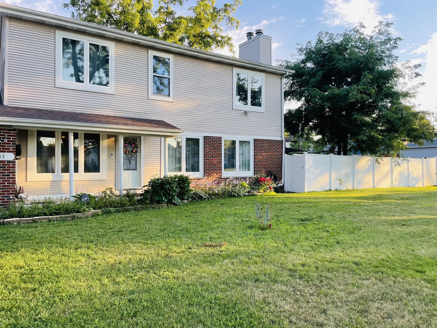 43 E Armitage Avenue, Addison, IL 60101