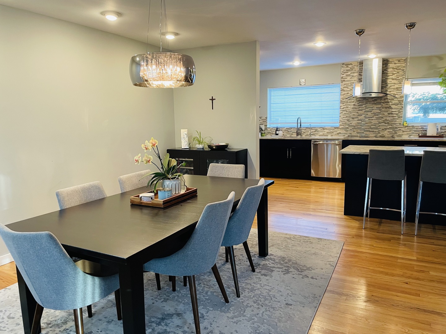 43 E Armitage Avenue, Addison, IL 60101