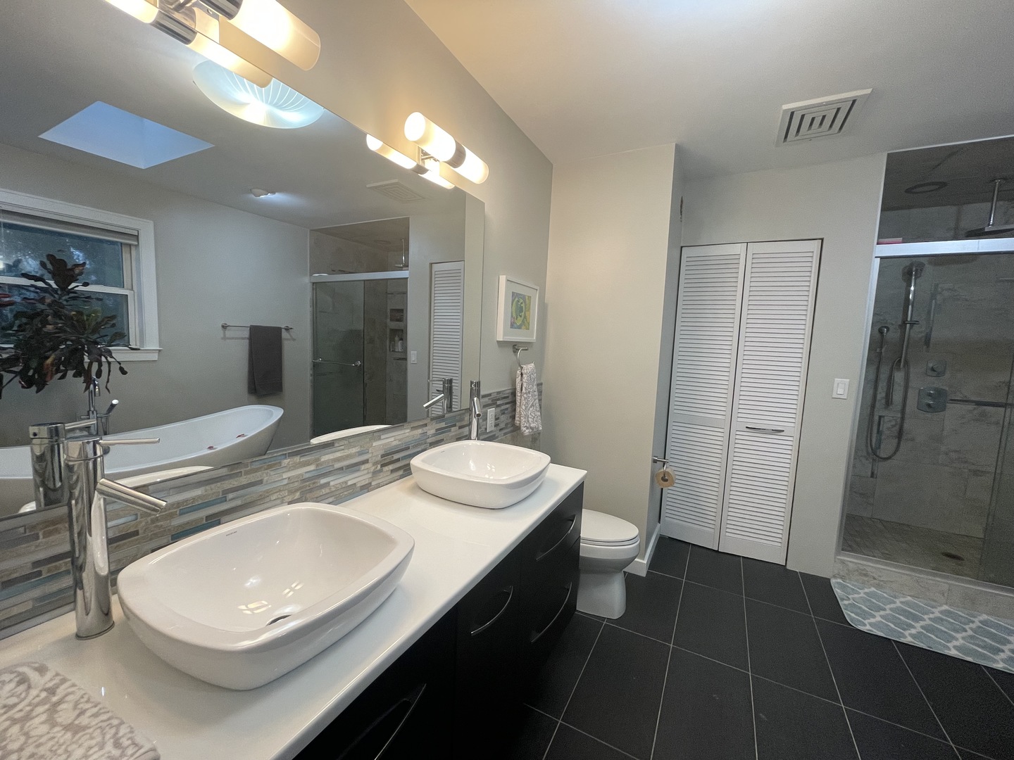 43 E Armitage Avenue, Addison, IL 60101