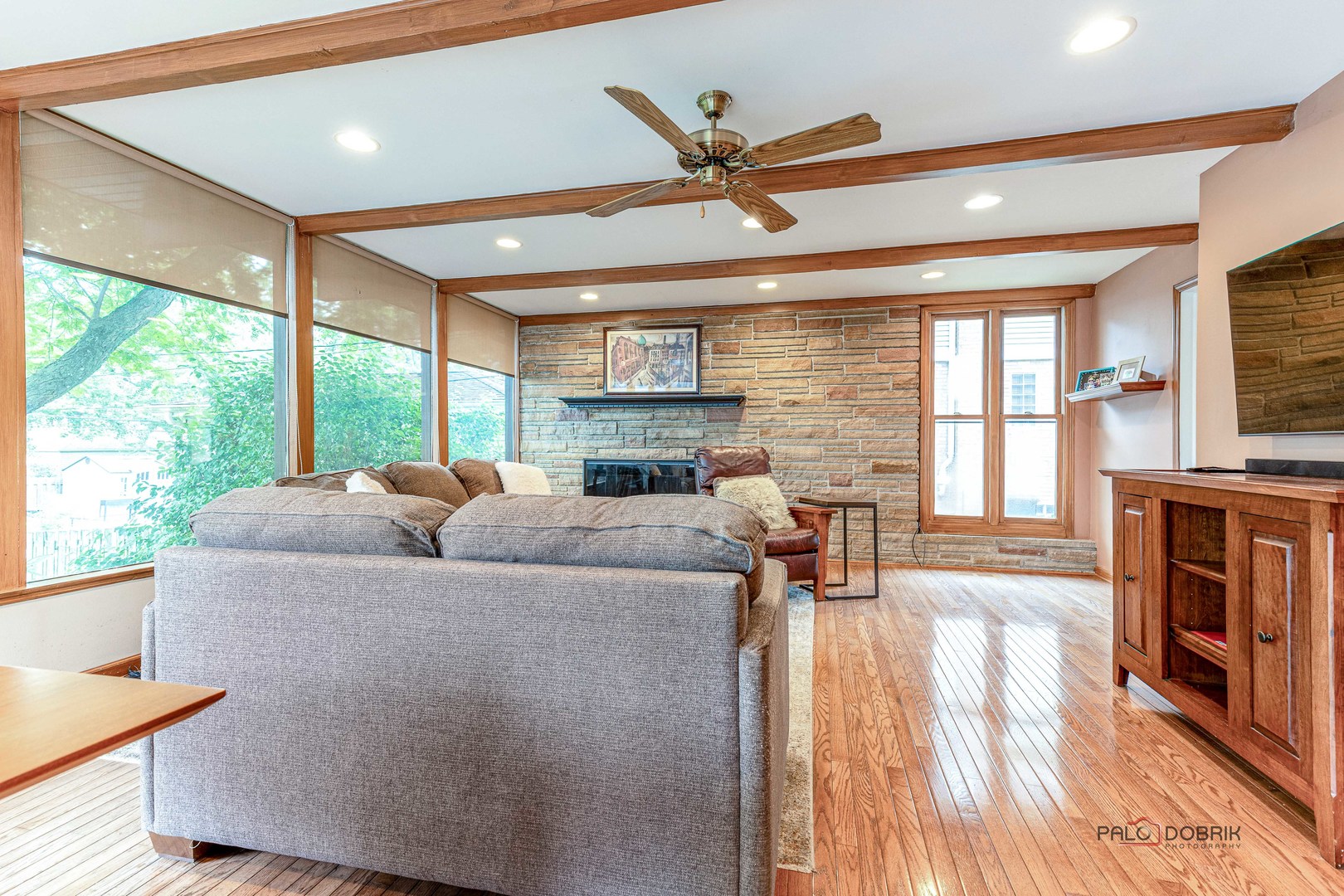 105 S I Oka Avenue, Mount Prospect, IL 60056