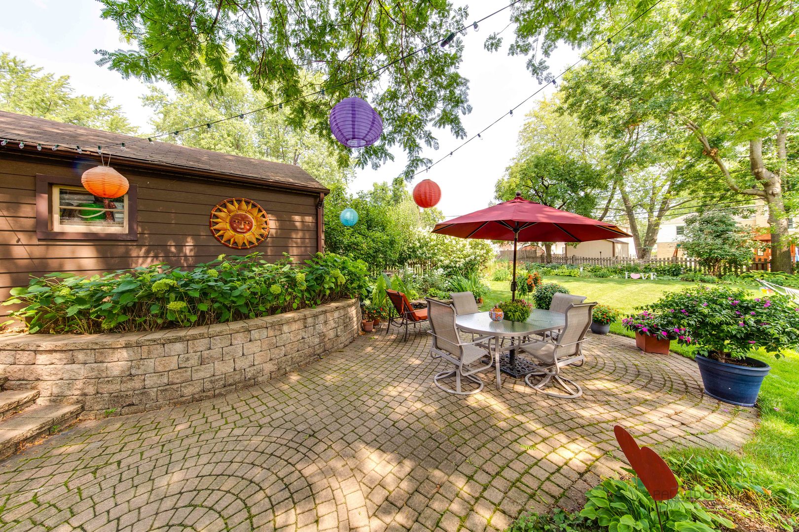 105 S I Oka Avenue, Mount Prospect, IL 60056