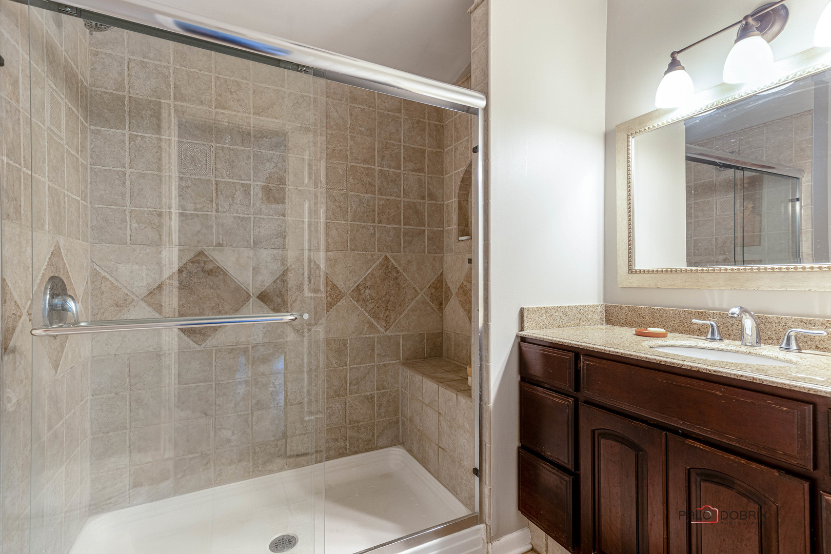 105 S I Oka Avenue, Mount Prospect, IL 60056