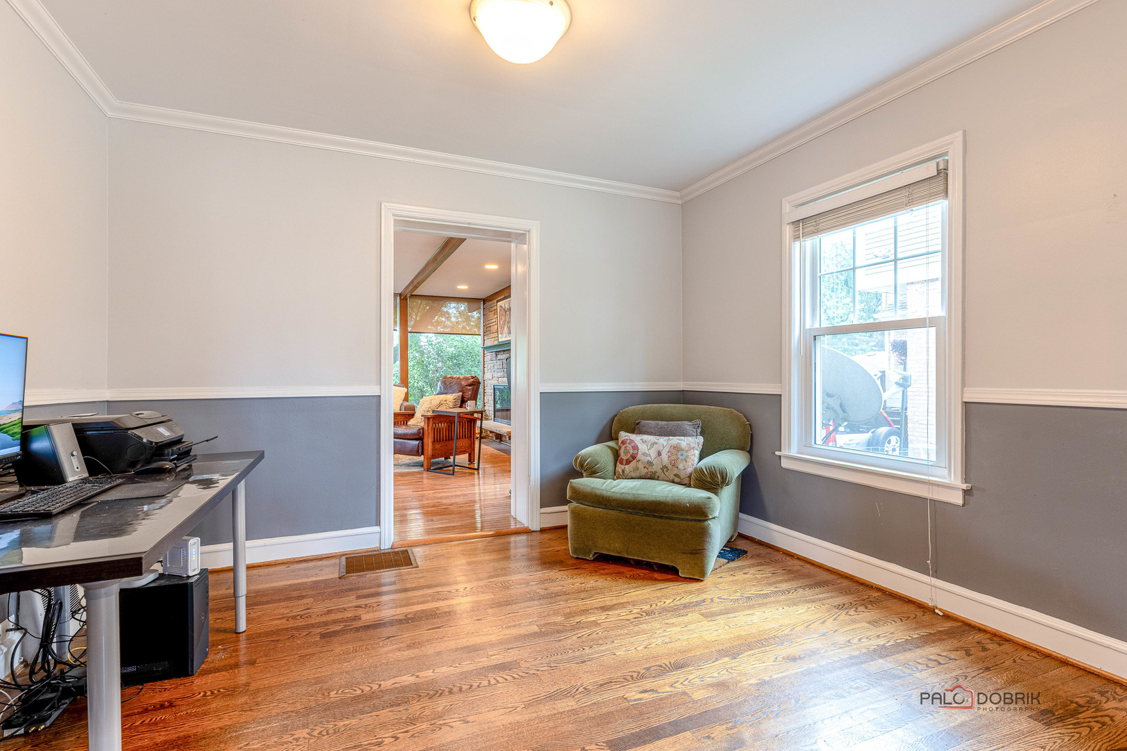 105 S I Oka Avenue, Mount Prospect, IL 60056