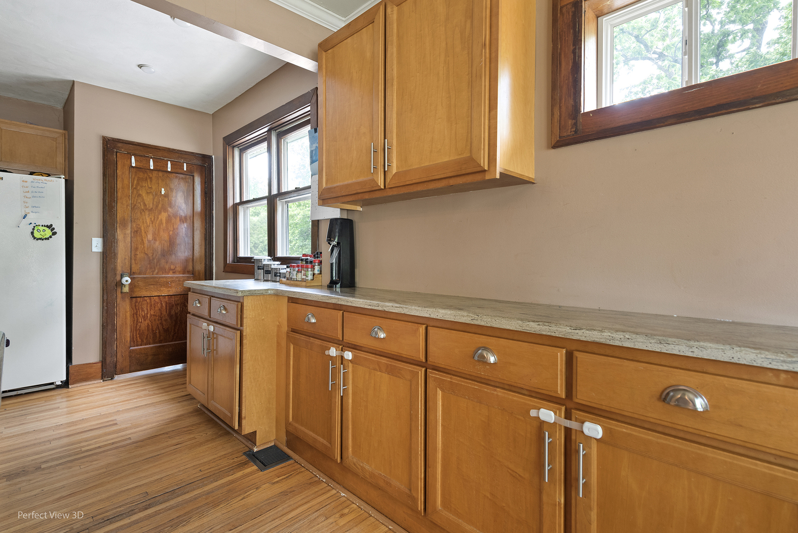 607 S Main Street, Yorkville, IL 60560